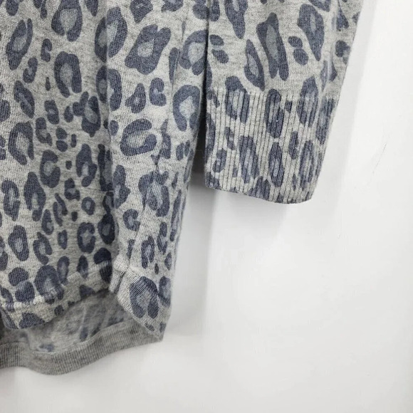 Joie Women's Cheetah Print Pullover Wool Cashmere V-Neck 3/4 Sleeve Sweater SZ L - Picture 4 of 8